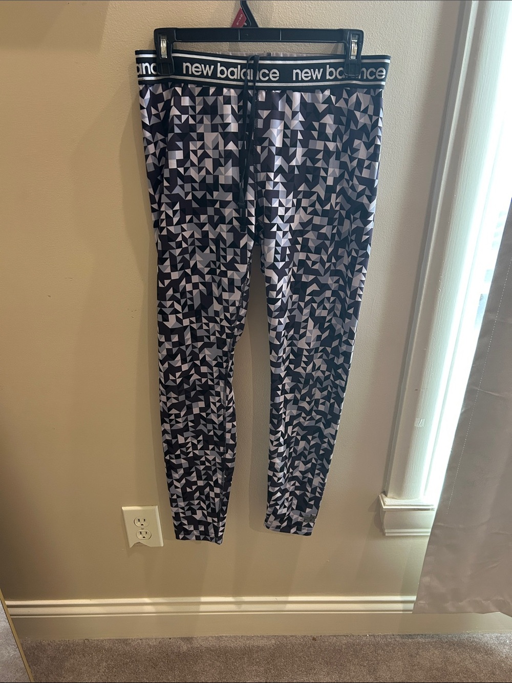 New Balance Black & White Geometric Print Kids' Leggings